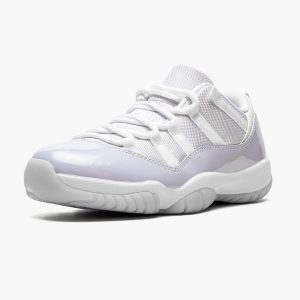 jordan-air-jordan-11-low-wmns-pure-violet_17769609_39478474_2048