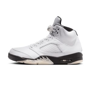 jordan-air-jordan-5-white-black_23607030_55568759_2048